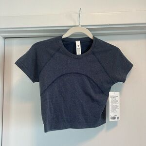 lululemon athletica Navy Blue Crop Top / NWT